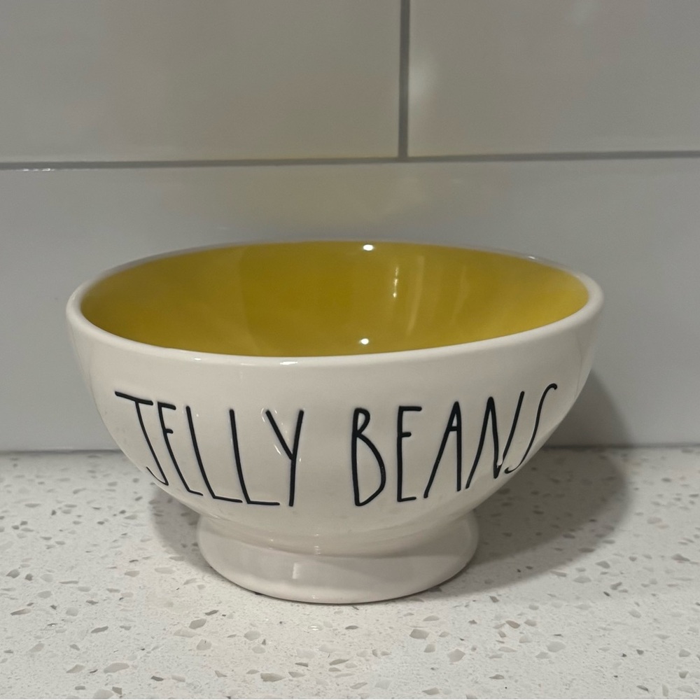 RAE DUNN ARTISAN COLLECTION
BY MAGENTA ‘Jelly Beans’ Bowl